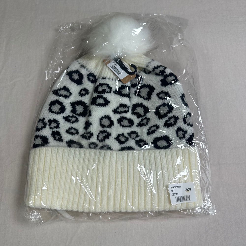Women's Beanie Leopard Print White Black Pom Pom Winter Warm Hat OS Toboggan NWT